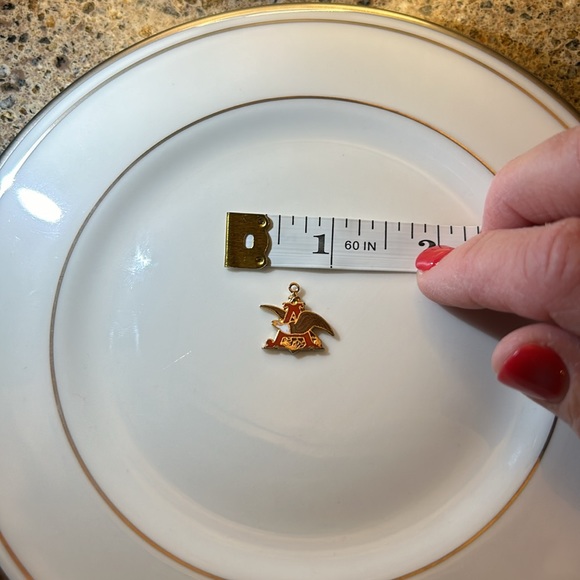 Vintage Anheuser-Busch charm - Picture 3 of 4